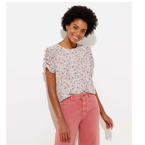 LOFT Tops - LOFT Floral Cinched Puff Sleeve Top Size 16